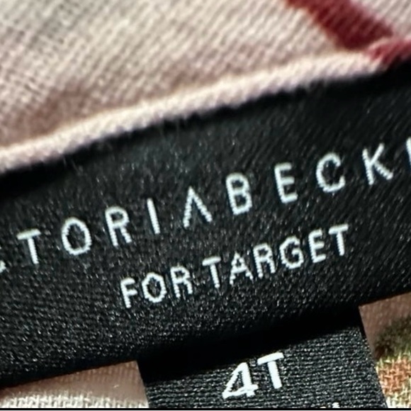 Victoria Beckham Floral set sleeveless Blouse and Shorts 4T - Picture 5 of 5